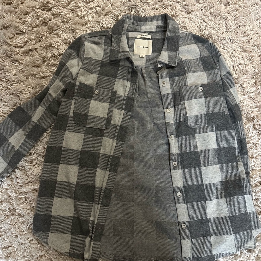 Thread & Supply Womens Gray Checkered Button Down Shirt